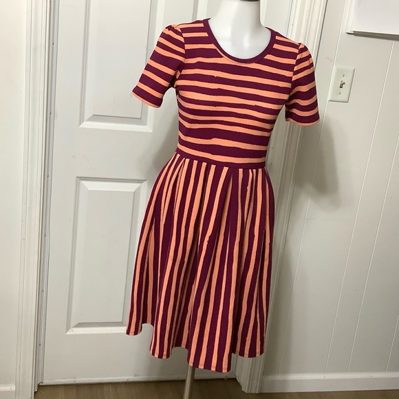 Lula roe casual dress size X Small - Picture 1 of 12